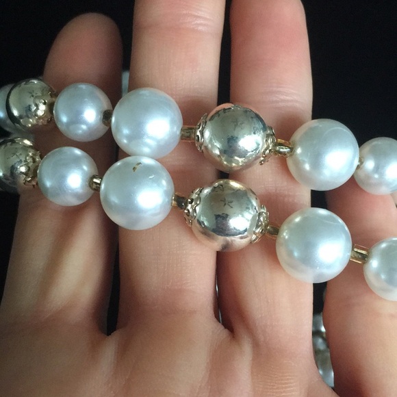 Vintage Retro Faux Pearl Necklace - Picture 8 of 14
